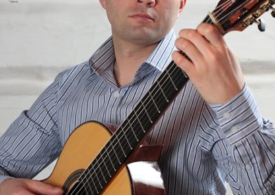 Paweł Kwaśny - muzyk, gitarzysta, manager, pedagog