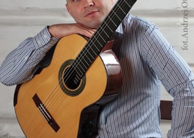Paweł Kwaśny - muzyk, gitarzysta, manager, pedagog
